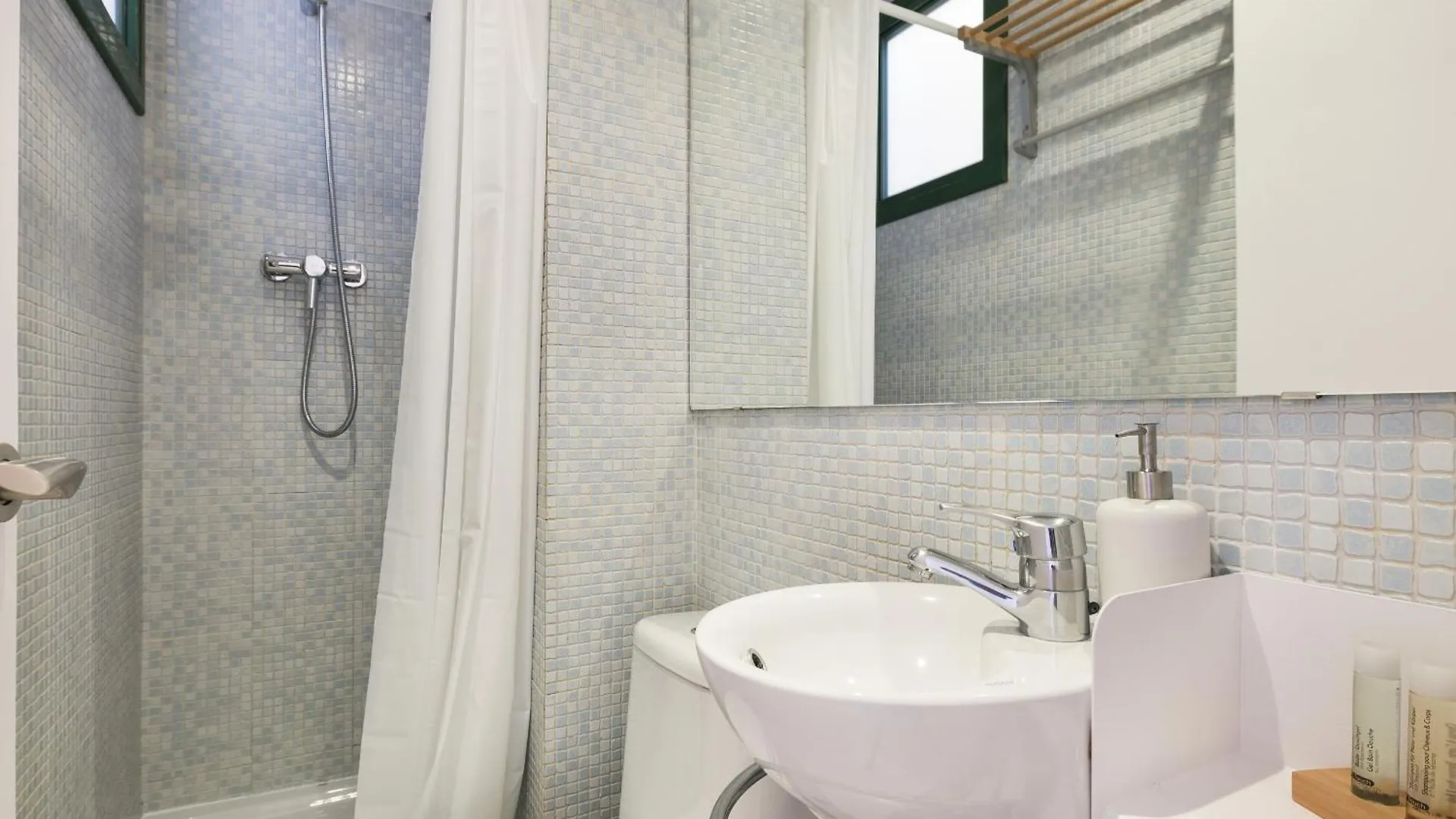 Ola Living Vidreria Apartment Barcelona 0*,  Spain